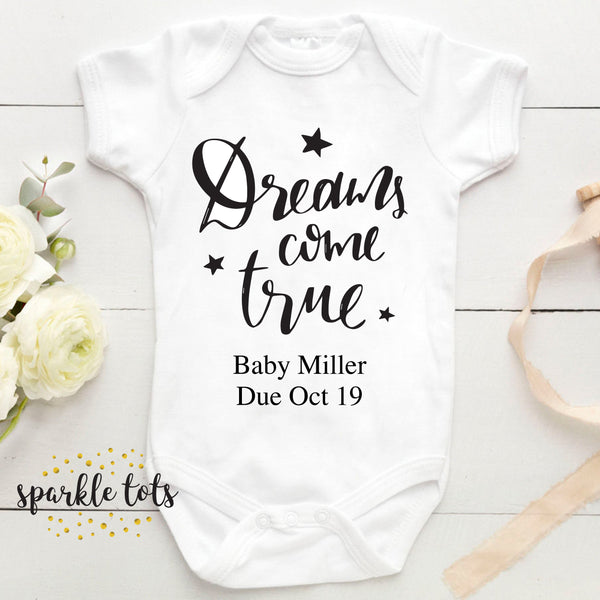 Pregnancy Announcement Baby Vest, Baby announcement, baby reveal